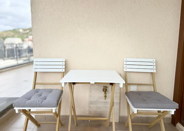 Apartment Vista 3br Free Parking Varna